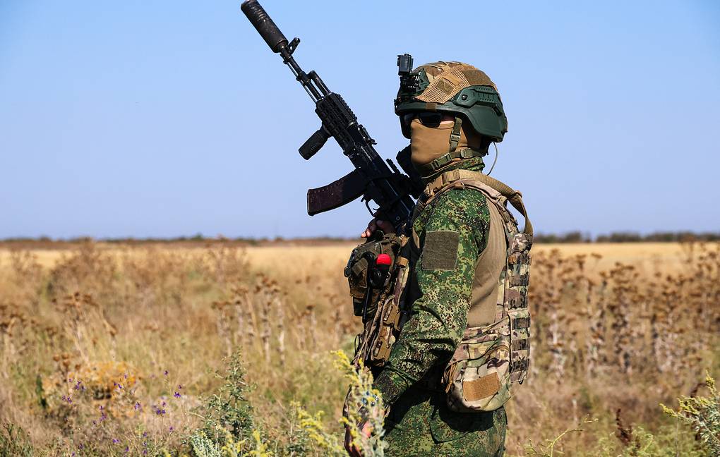 Russian soldiers on duty on the battlefield. Photo: TASS