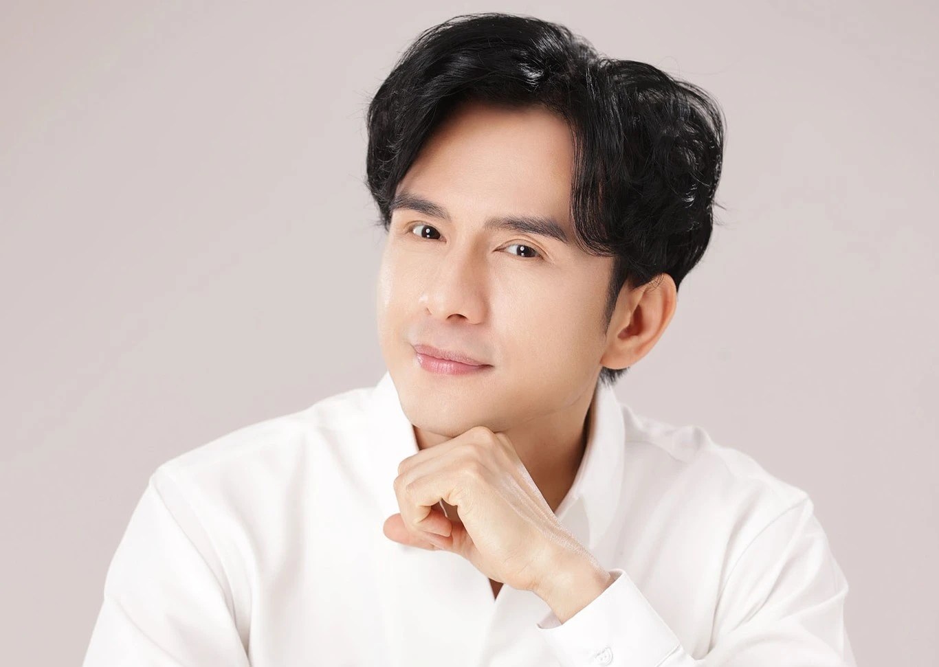 Singer Dan Truong. Photo: Artist provided.