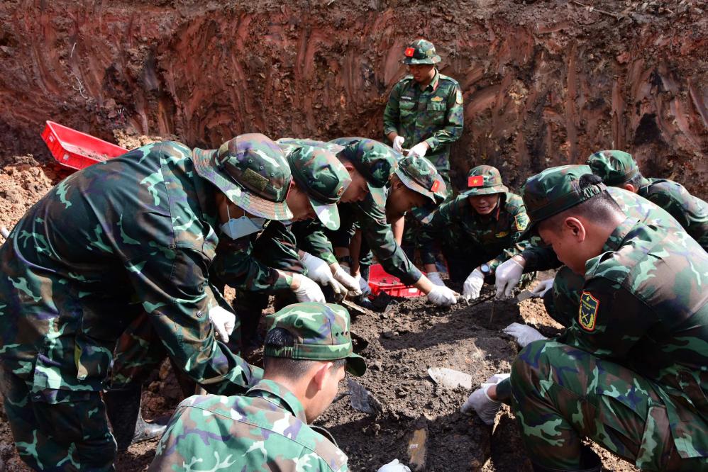 25 more sets of martyrs' remains discovered at Le Thi Rieng Park. Photo: Ho Chi Minh City Command