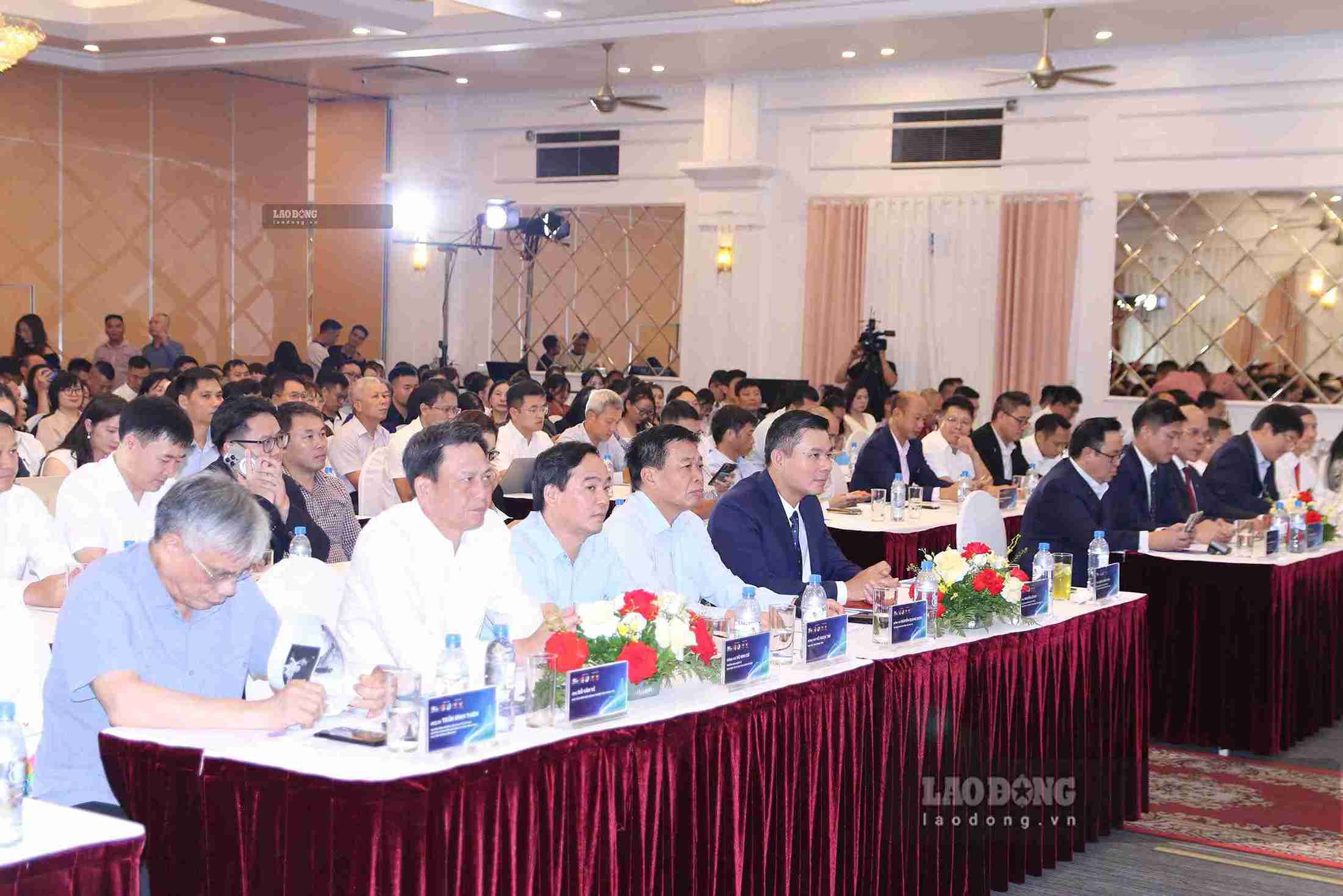 Các đại biểu tham dự Diễn đàn Kinh tế tư nhân Việt Nam năm 2026 tại Hưng Yên. Ảnh: Hải Minh
