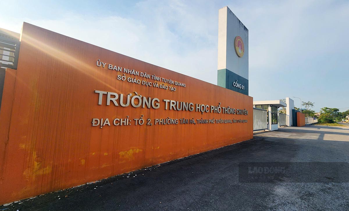 326/328 candidates at the exam site of Tuyen Quang Specialized High School will retake the 2026 high school graduation exam. Photo: Nguyen Tung.