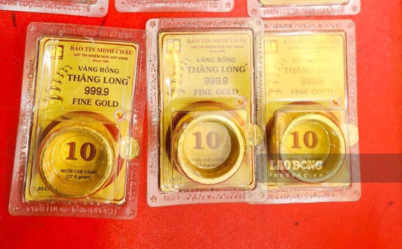In the short term, gold prices are still under pressure from US bond yields and the USD, while geopolitical risks continue to support safe-haven demand. Photo: Phan Anh