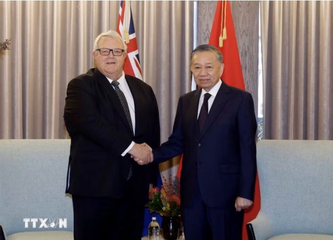 General Secretary and President To Lam and New Zealand Parliament Speaker Gerry Brownlee. Photo: VNA