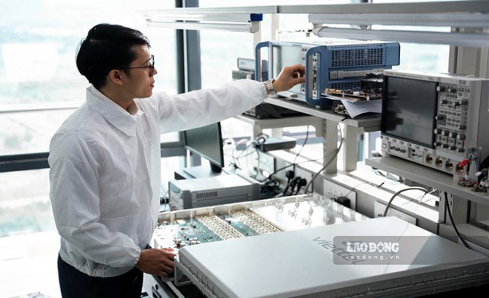 General engineer of strategic technology can receive up to 300 million VND/month