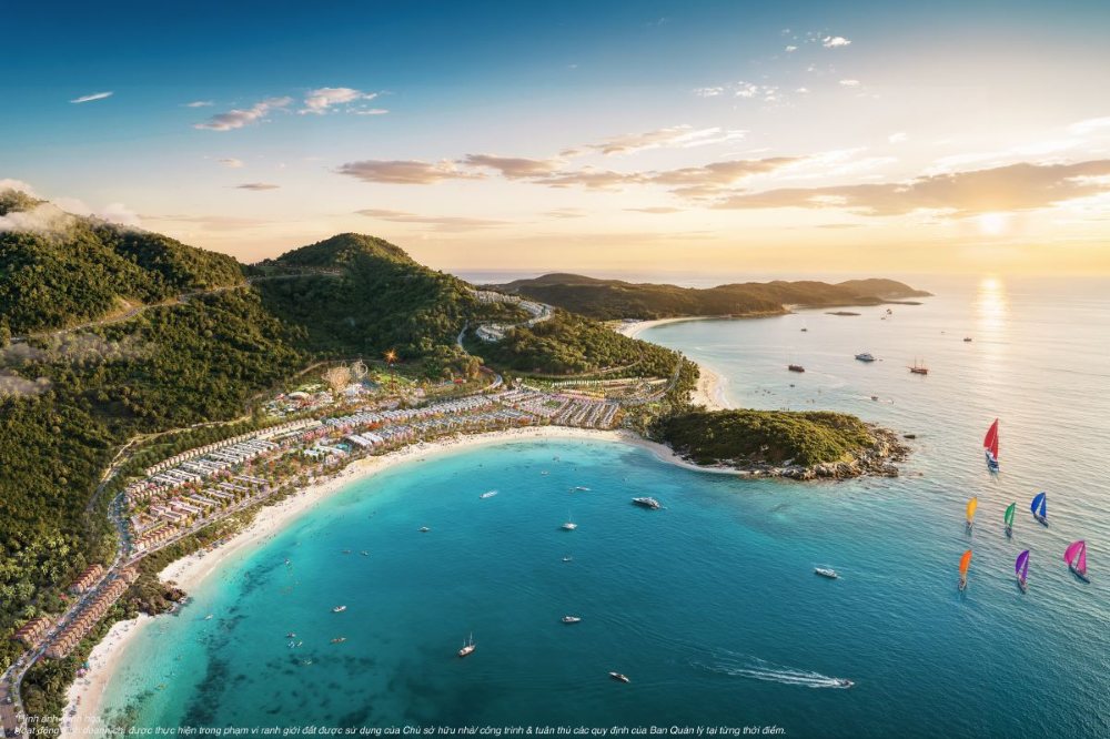 Pearl Island is inspired by the "aristocratic coast" Costa Smeralda (Italy), recreating a brilliant Mediterranean-style living space. Photo: Vinhomes