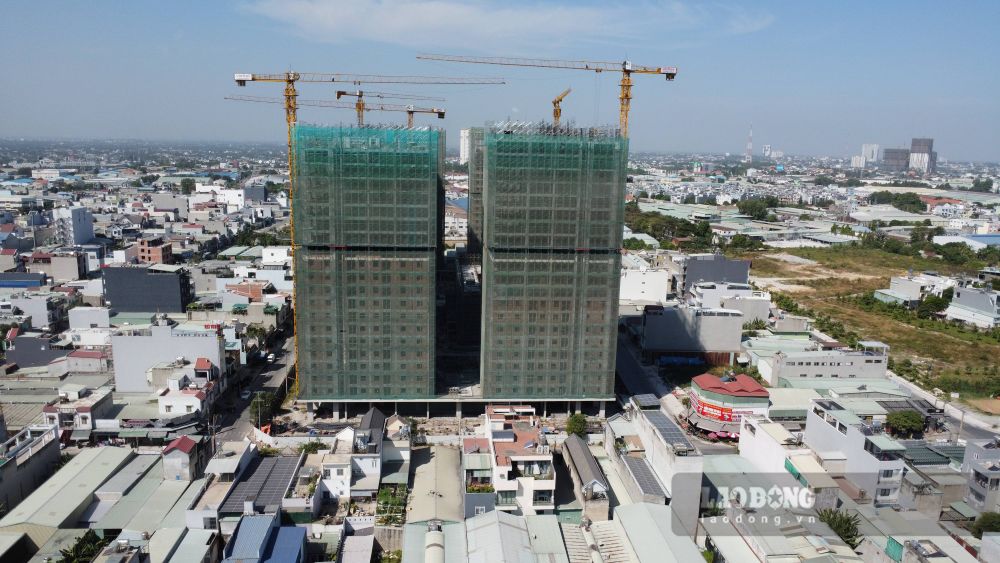 Social housing projects are built in areas attracting a large number of workers. Photo: Dinh Trong