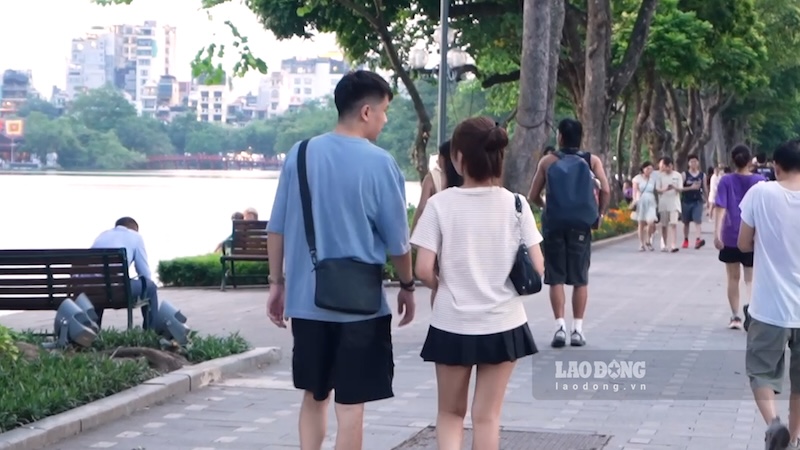 Prepare carefully or delay due to worry, discrimination to be ready to enter marriage