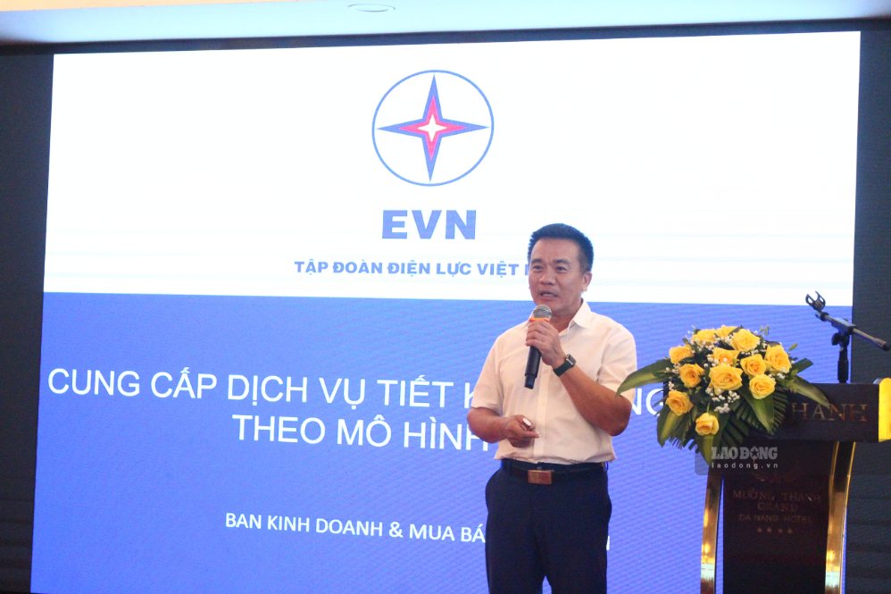 Ông Trần Viết Nguyên, Phó Trưởng Ban Kinh doanh, Tập đoàn điện lực Việt Nam (EVN) chia sẻ tại hội thảo về kinh nghiệm triển khai mô hình ESCO. Ảnh: Thanh Huyền