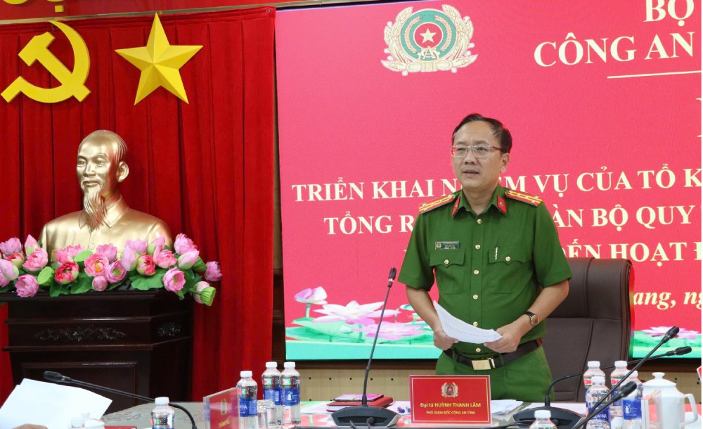 Đại tá Huỳnh Thanh Lâm, Phó Giám đốc Công an tỉnh An Giang phát biểu.