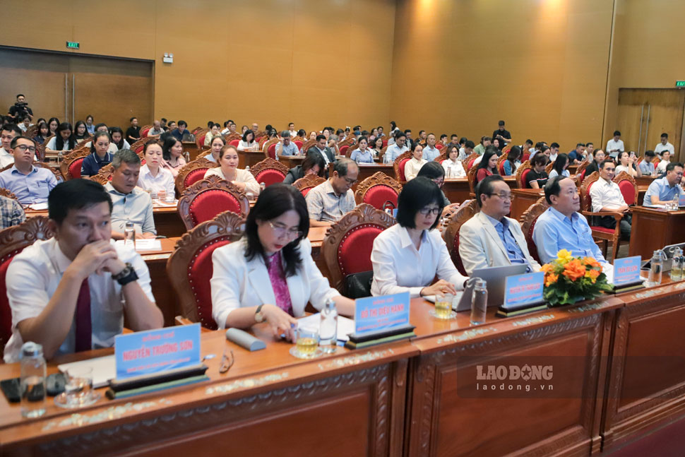 Các đại biểu dự hội thảo. Ảnh: Hoài Phương