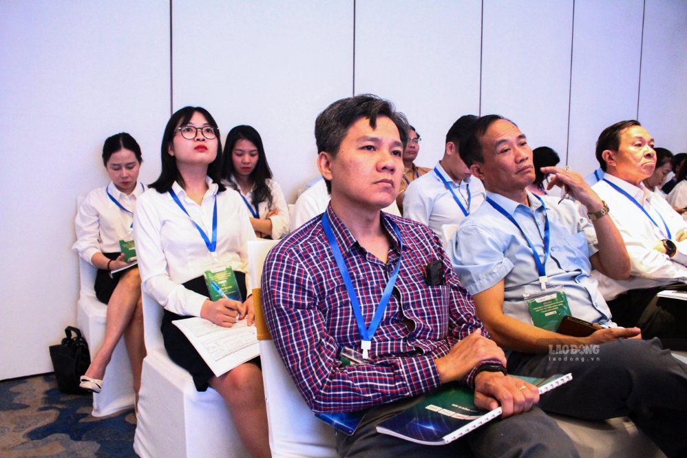 Hội thảo góp phần kết nối cơ quan quản lý, chuyên gia và doanh nghiệp thúc đẩy chuyển đổi xanh, phát triển bền vững. Ảnh: Thanh Huyền