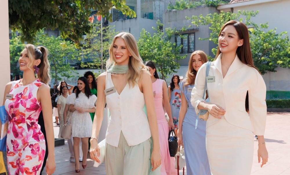 Miss World contestants participate in many activities in Quang Ninh. Photo: Miss World Organizing Committee