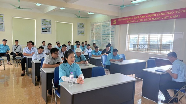 Transerco hỗ trợ kinh phí đào tạo, tạo cơ hội cho lao động làm tài xế xe buýt. Ảnh: Minh Hạnh 