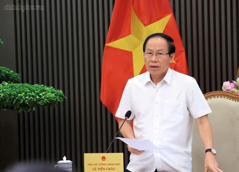 Member of the Party Central Committee, Deputy Prime Minister Le Tien Chau requested to complete the construction of schools that have started phase 1 before August 30, 2026. Photo: VGP