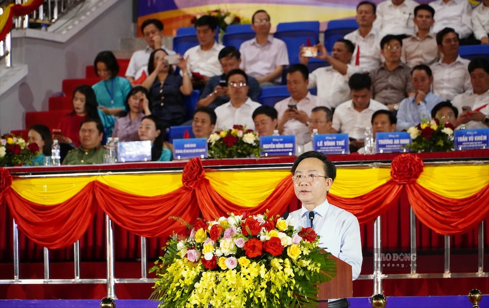 Phó Chủ tịch UBND tỉnh Quảng Trị Hoàng Xuân Tân phát biểu khai mạc Đại hội. Ảnh: Nguyễn Luân