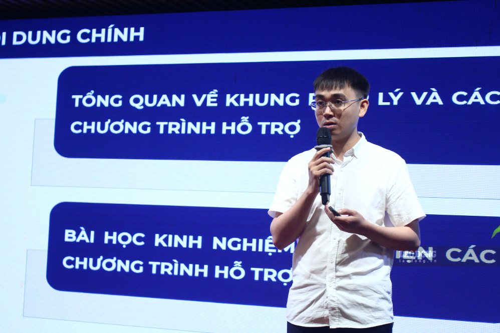 Đại diện Công ty CP Giải pháp Công nghệ Việt Nam (VETS) chia sẻ tạo hội thảo. Ảnh: Thanh Huyền