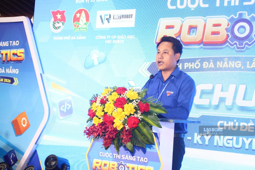 Ông Lê Kim Thường, Phó Bí thư Thành Đoàn, Chủ tịch Hội đồng Đội TP Đà Nẵng phát biểu tại chương trình. Ảnh: Thanh Huyền