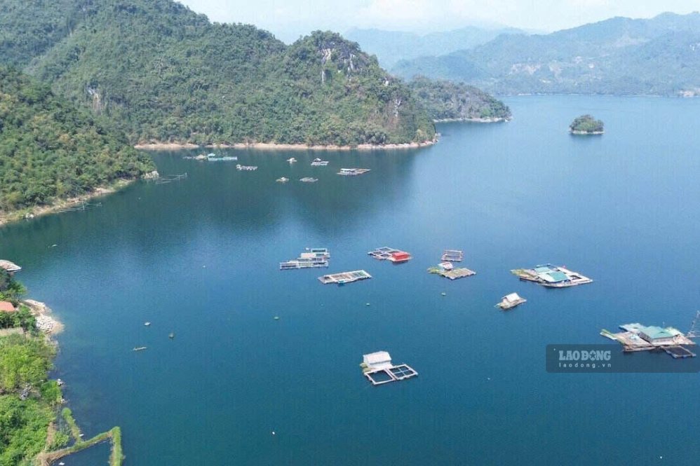 Hoa Binh Lake has a water level of 103.49m. Photo: Minh Nguyen
