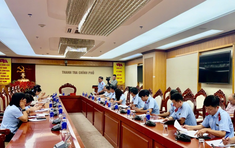 Images de la cérémonie d'annonce de la décision d'inspection thématique des locaux et terrains excédentaires après réorganisation au ministère de l'Industrie et du Commerce. Photo: Inspection gouvernementale