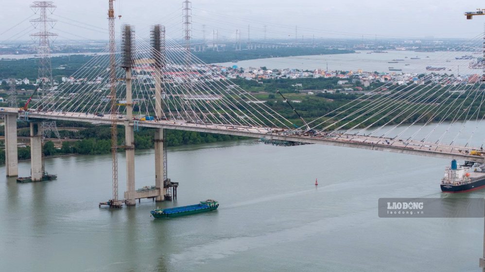 Cầu Phước Khánh trên tuyến cao tốc Bến Lức - Long Thành. Ảnh: Anh Tú