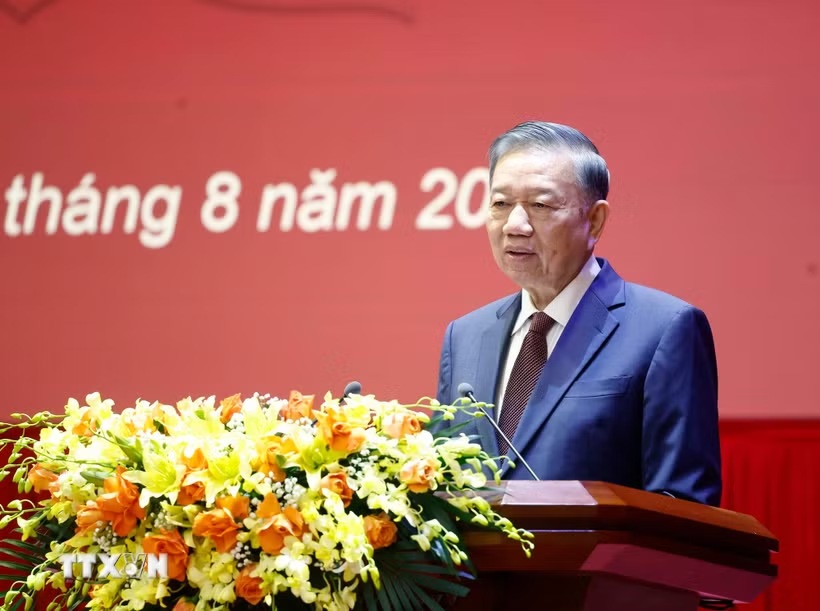 General Secretary and President To Lam emphasized that learning must be associated with work, responsibility and results of serving the people. Photo: VNA