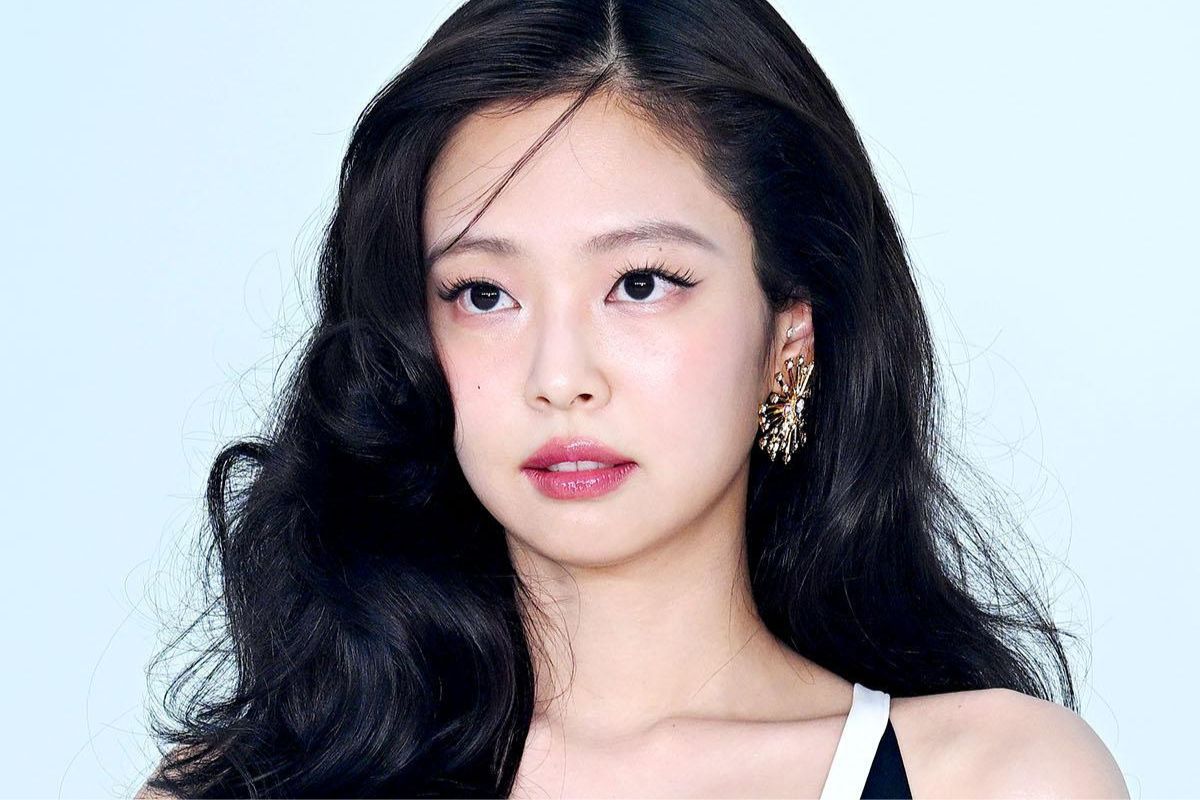 Female singer Jennie (Blackpink). Photo: Lotte