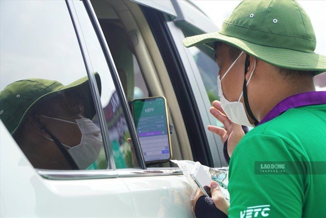 From August 2026, users must pay a VETC, ePass account management fee. Illustrative photo: Chan Phuc