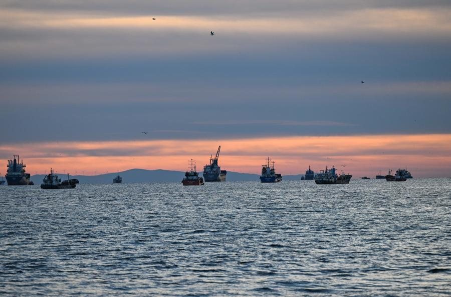 Some oil tankers operating on the route connecting to the Black Sea. 1 Ukrainian drone attacked the Greek-flagged oil tanker Skiros in the Black Sea after it received oil at Novorossiysk port. Photo: Xinhua