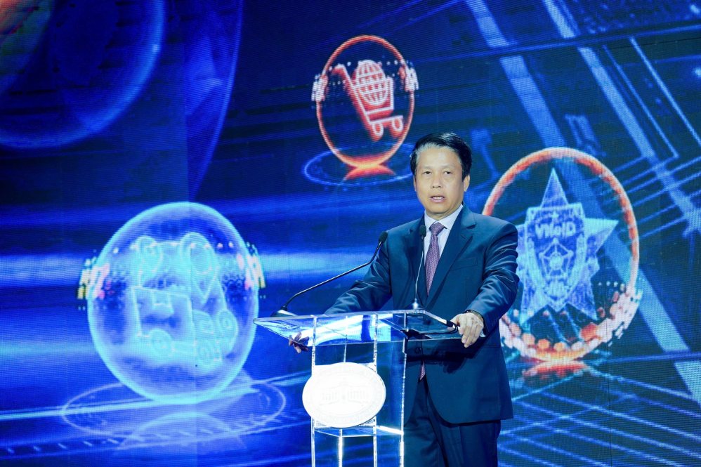 Phó Thống đốc Phạm Tiến Dũng phát biểu khai mạc sự kiện. Ảnh: Ban tổ chức.