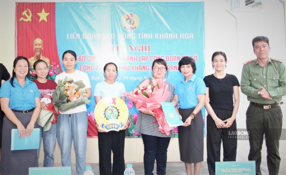 Khanh Hoa Provincial Labor Federation promotes solutions to mobilize the establishment of trade unions in enterprises. Photo: Phuong Linh