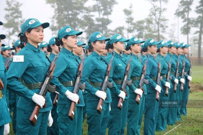 Ministry of National Defense announces 2 administrative procedures for commendation for militia and self-defense forces. Photo: Tran Vuong