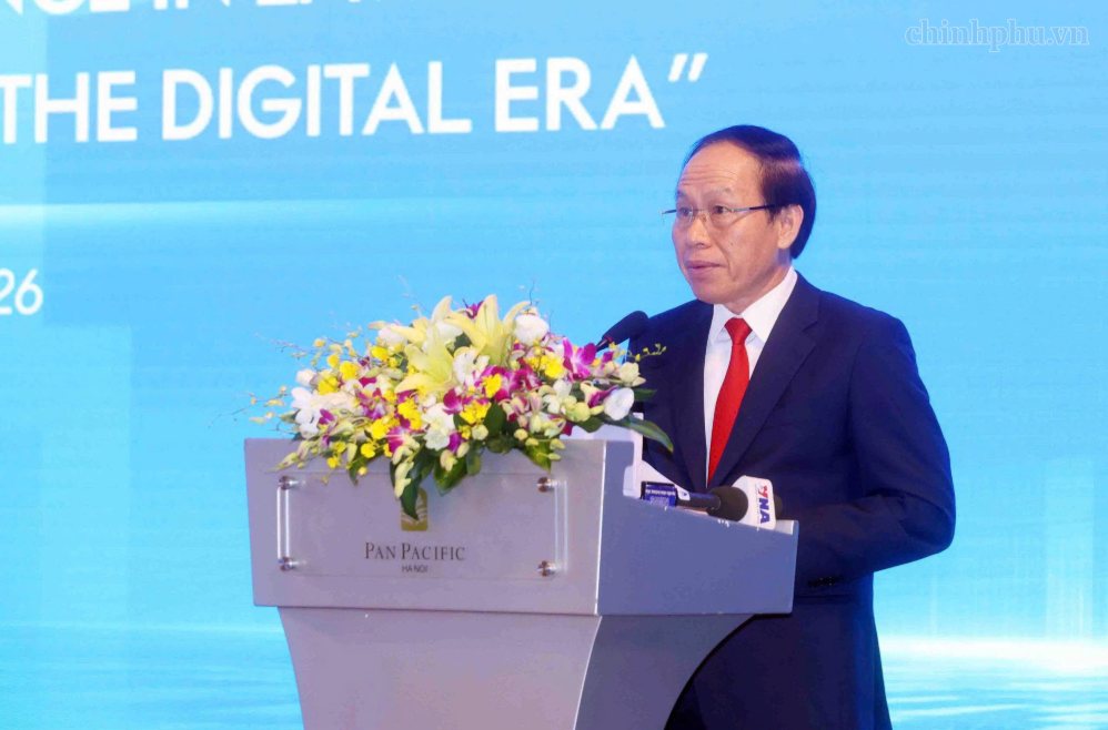 Member of the Party Central Committee, Deputy Prime Minister Le Tien Chau speaks at the opening session of the ASEAN Law Forum 2026 with the theme "Application of artificial intelligence (AI) in law-making and enforcement in the digital age". Photo: VGP