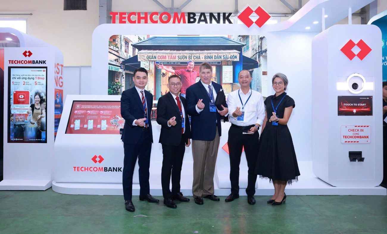 Dữ liệu và AI là nền tảng quan trọng đểTechcombank mang đến các dịch vụ tài chính thông minh, cá nhân hóa và dễ tiếp cận hơn cho khách hàng. Ảnh: Techcombank