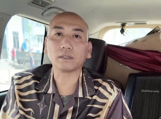  Lê Văn Phú (tức Phú Lê) bị khởi tố. Ảnh: Cắt từ clip 