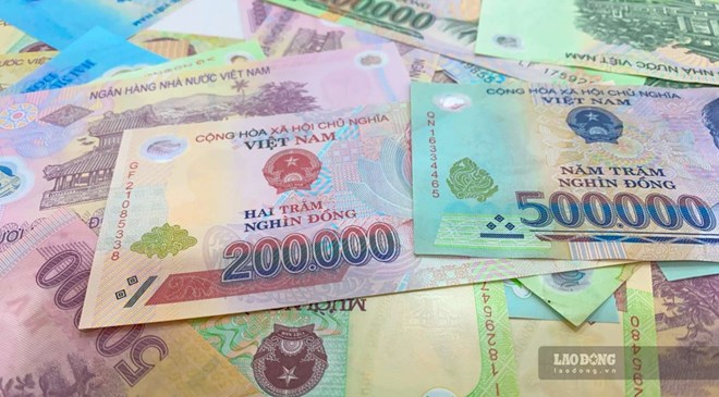 Savings deposit interest rates at VietinBank counters currently range from 2.1% - 6.0%/year. Photo: Tra My