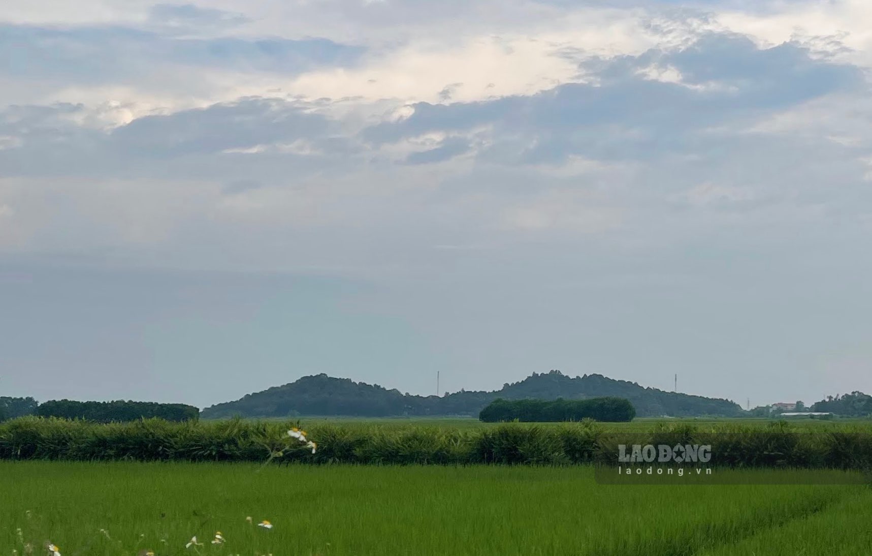 Doi Mountain is located in Soc Son commune. Photo: Hoai Anh