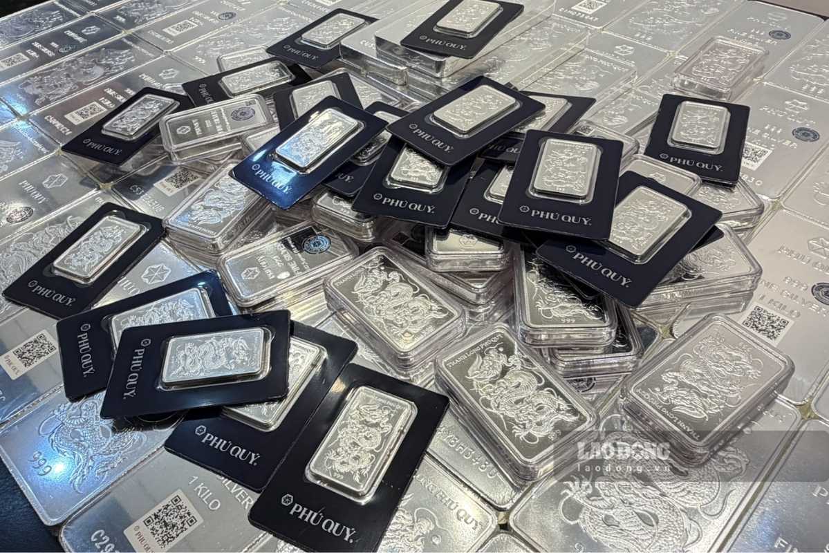 Domestic silver prices adjusted upwards in today's trading session. Photo: Phuong Anh