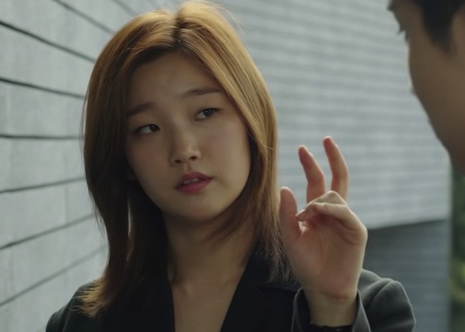 Park So Dam được khán giả toàn cầu biết đến qua vai Kim Ki Jung trong “Ký sinh trùng” của đạo diễn Bong Joon Ho. Ảnh: Netflix