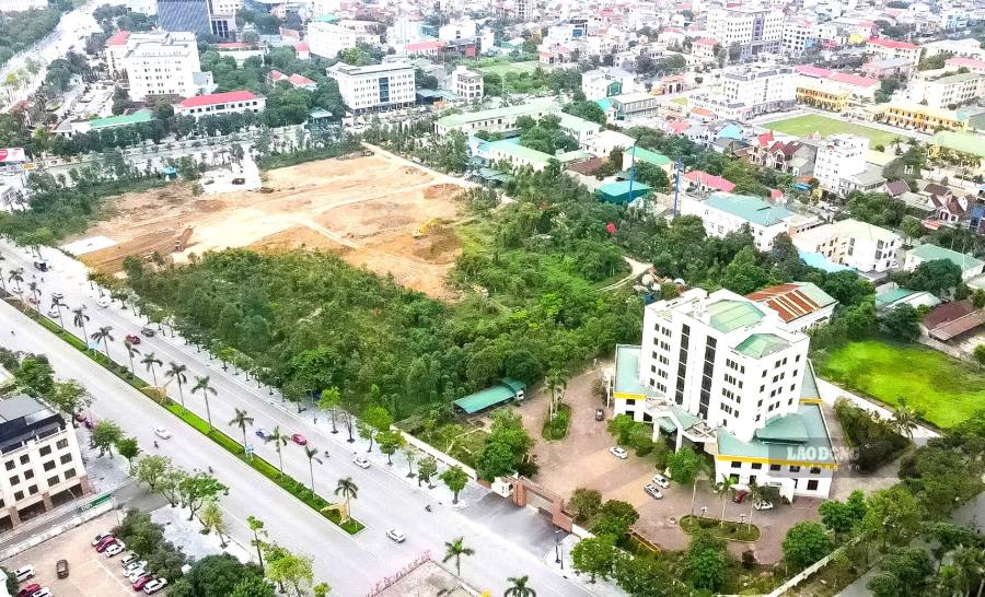 Vị trí khởi công tổ hợp nhà ở, thương mại, dịch vụ do Sun Group làm chủ đầu tư tại phường Trường Vinh. Ảnh: Duy Chương