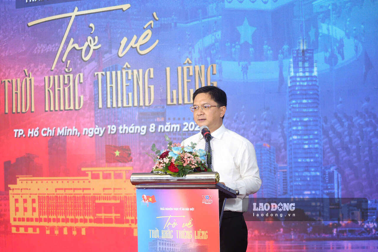 Ông Nguyễn Mạnh Cường - Ủy viên dự khuyết Trung ương Đảng, Phó Chủ tịch UBND TPHCM phát biểu tại lễ khai mạc sáng 19.8. Ảnh: Anh Tú
