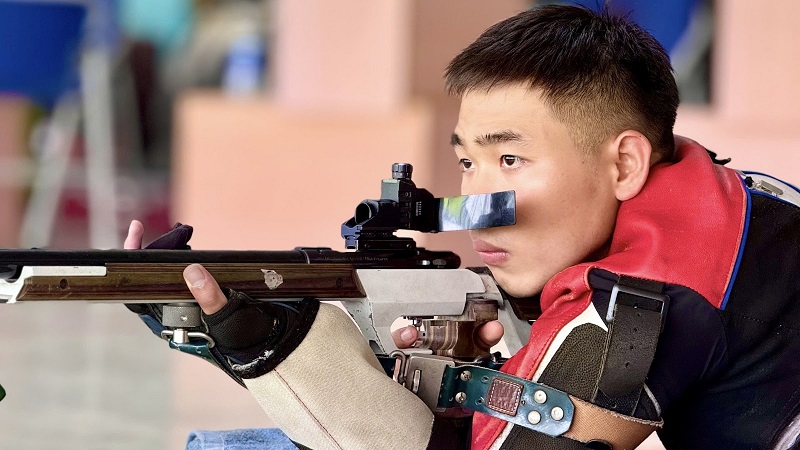 Young shooters nationwide competed in the National Youth Shooting Championship at the National Senior Athlete Training Center shooting range. Photo: Pham Cao Son