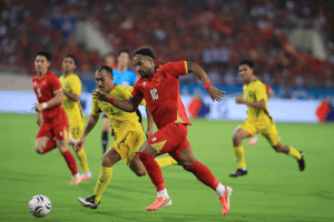 Live football match Vietnam vs Malaysia in the second leg semi-final of ASEAN Cup 2026