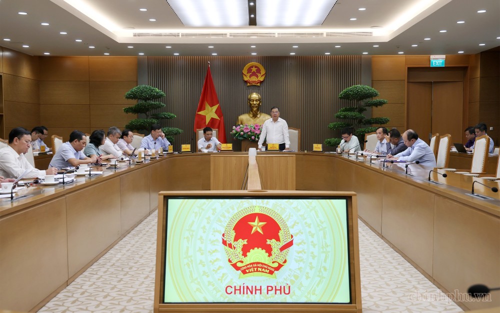 Cuộc làm việc cho ý kiến về lộ trình cải cách giá điện và nhiều nội dung quan trọng khác. Ảnh: Phương Nguyên