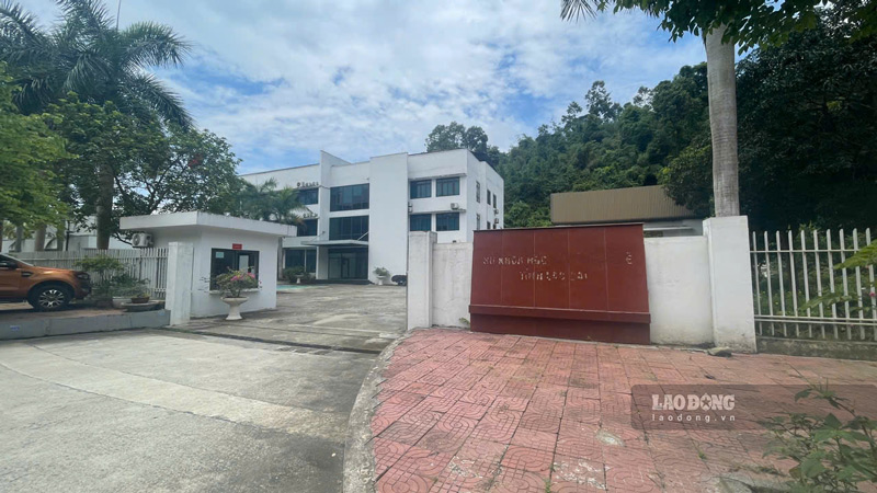 The headquarters of the Department of Science and Technology of Lao Cai province is no longer operating. Photo: Dinh Dai