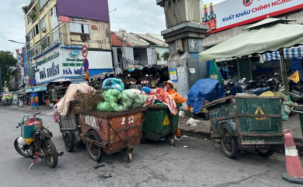 Domestic daily waste in Ho Chi Minh City is very large. Photo: Minh Tam