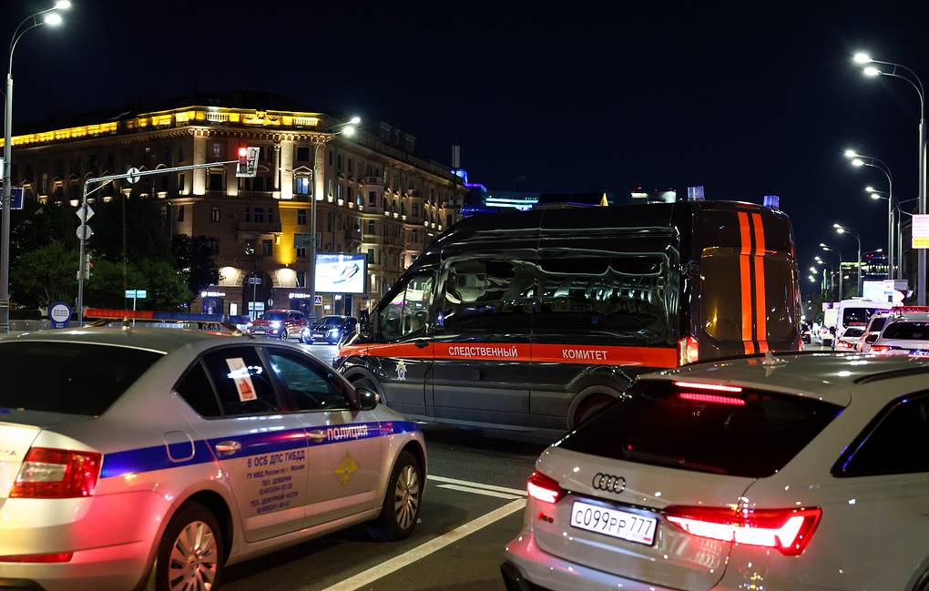 Russian authorities working at the scene of the coffee shop explosion. Photo: TASS