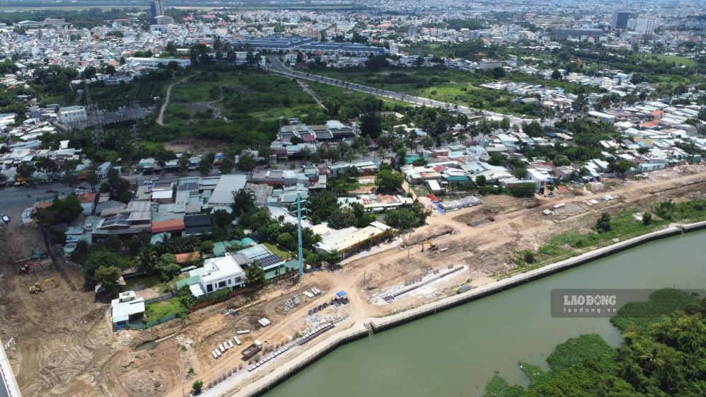 The Cai River Road project through Tran Bien and Tam Hiep wards (Dong Nai) has a route length of nearly 4.6km. Photo: HAC