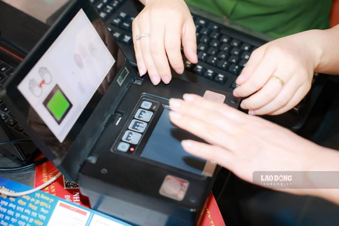The issuance of ID cards to children under 6 years old in the electronic interconnection process is only carried out when the legal representative requests an ID card for the child at the online application stage. Photo: Hai Nguyen