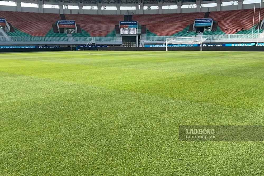 Mặt cỏ chất lượng tốt đang chờ tuyển Việt Nam đến thi đấu. Ảnh: Thanh Vũ