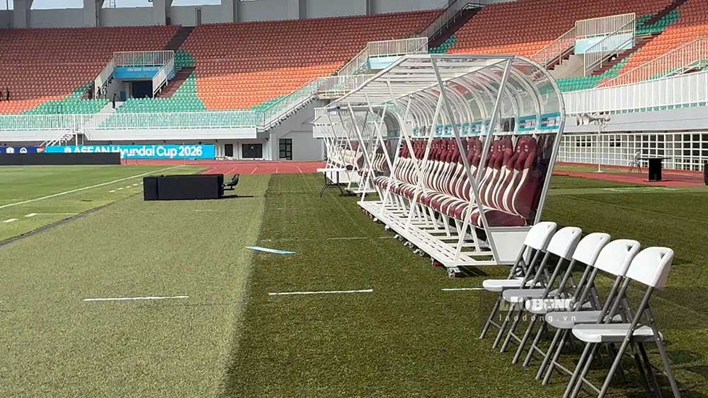 Sân Pakansari từng chứng kiến nhiều dấu mốc đáng nhớ của bóng đá Việt Nam tại AFF Cup 2016 và ASIAD 2018. Ảnh: Thanh Vũ